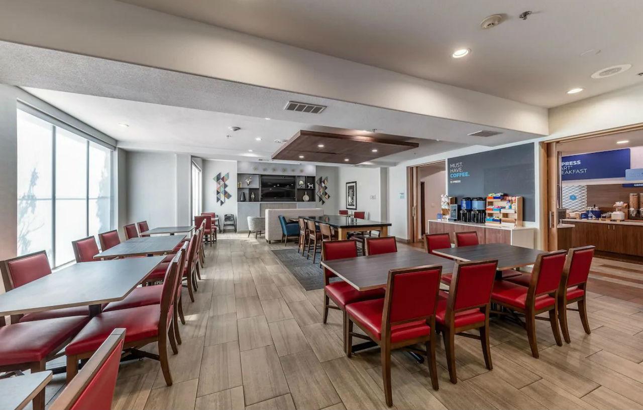 Holiday Inn Express & Suites Fort Worth - Fossil Creek By Ihg מראה חיצוני תמונה