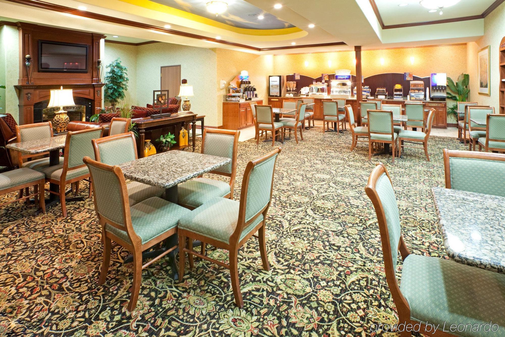 Holiday Inn Express & Suites Fort Worth - Fossil Creek By Ihg מסעדה תמונה
