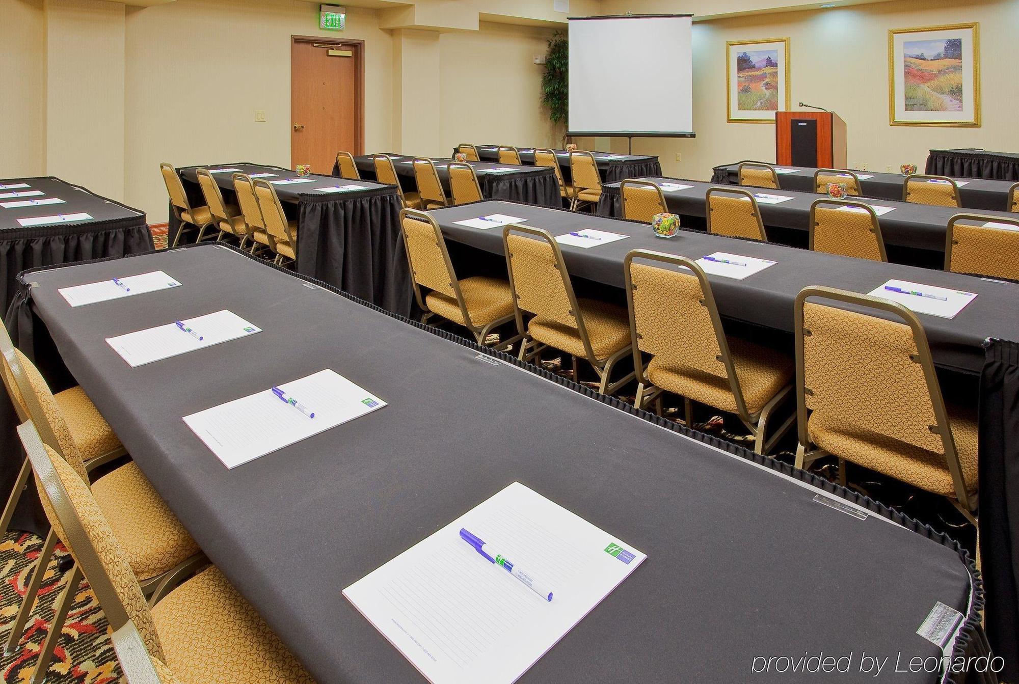 Holiday Inn Express & Suites Fort Worth - Fossil Creek By Ihg מתקנים תמונה